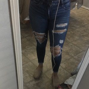 American eagle ripped jeans